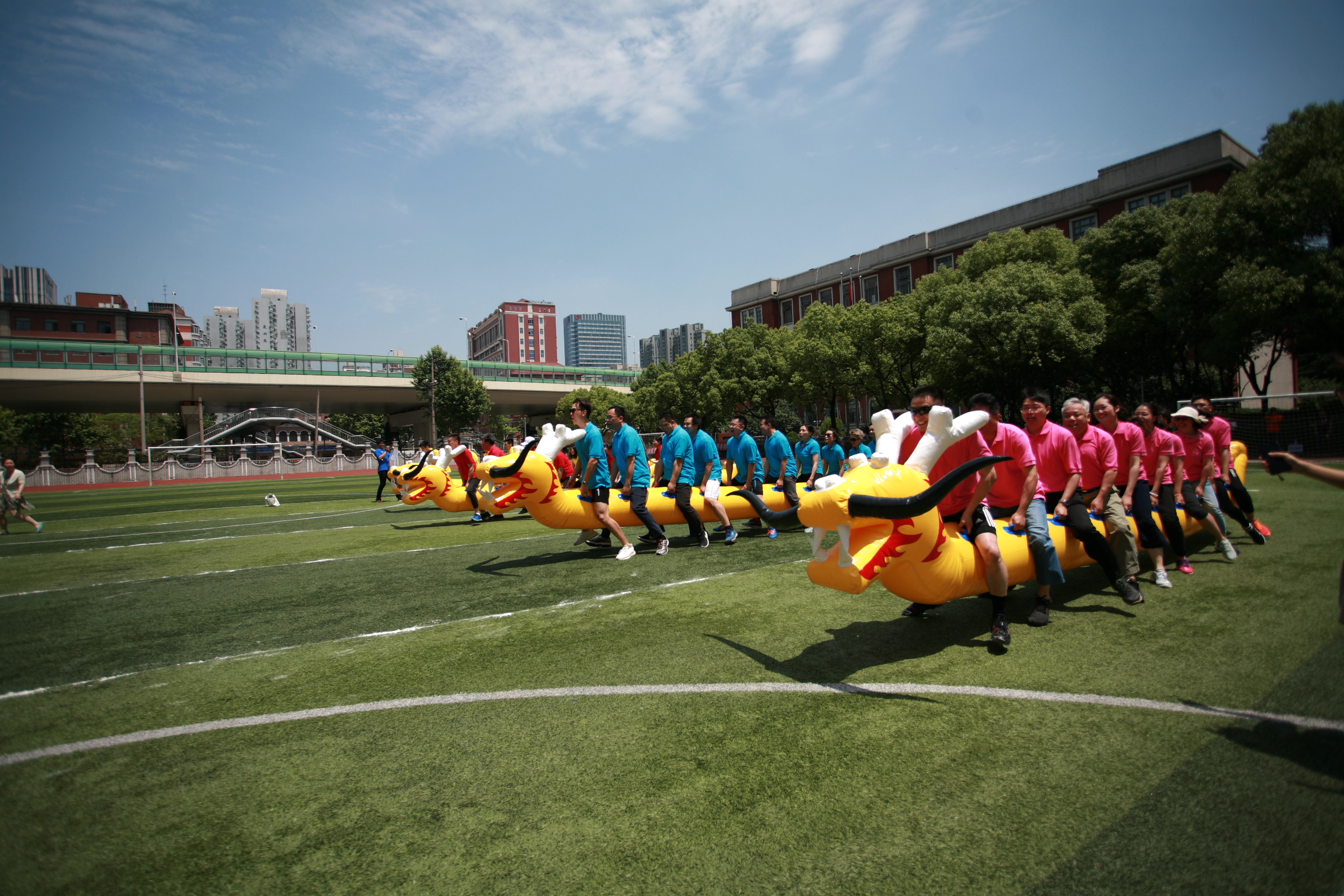 基础医学院举行喜迎新中国七十华诞之端午旱地龙舟赛